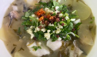 酸菜鱼腌鱼料要洗掉吗 腌鱼包的白色粉末是什么