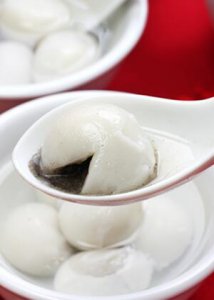 微波炉烤汤圆 香糯甜软的微波炉煮汤圆