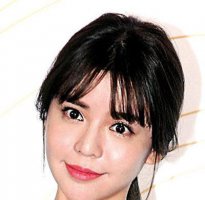 选刘海样式不能太随意 不合适的刘海发型不仅丑还显老气