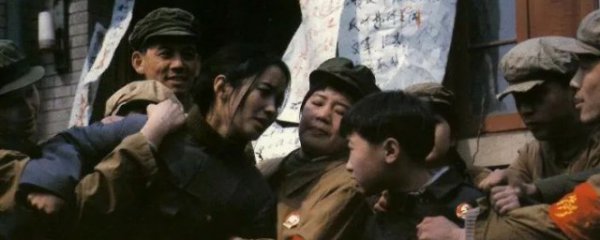 蓝风筝演员表