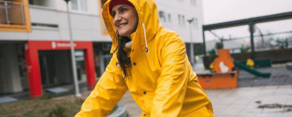 女人过生日下雨好不好