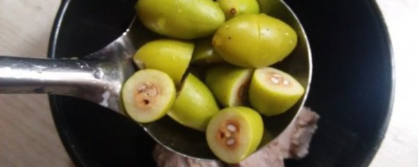 青橄榄煲汤配什么
