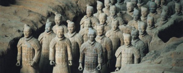兵马俑本来的颜色是