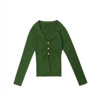 绿色打底衣搭配什么外套 绿色打底衫配什么颜色的外套
