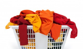 衬衫太皱没有熨斗怎么办 衬衫太皱没有熨斗怎么解决