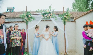 结了婚的能当伴娘吗 结过婚的人可以给别人当伴娘吗