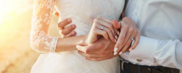 伴郎伴娘一定要未婚吗