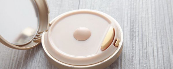 粉饼和气垫一样吗