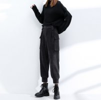 条绒裤子怎么避免发白? 条绒裤子膝盖磨白怎么处理