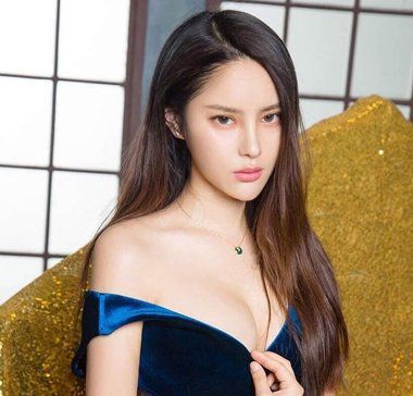 女中长发发型层次怎么做 有层次感的发型