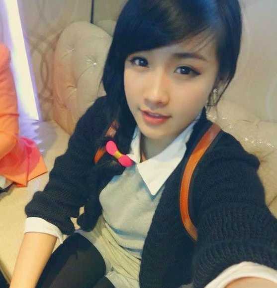鹅蛋脸发型