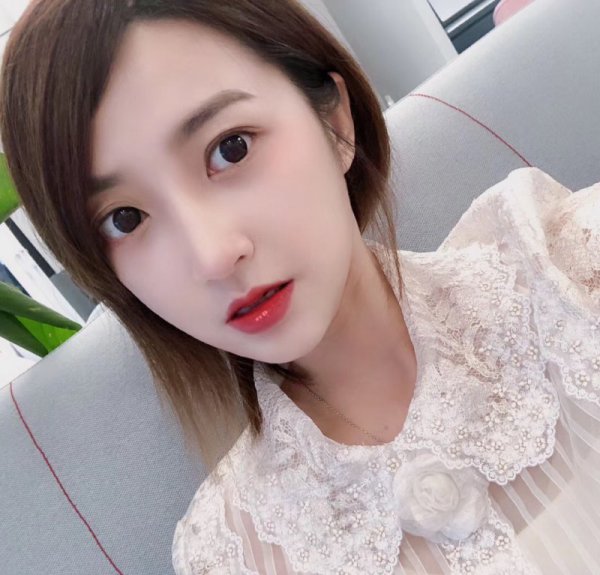 这个发型是我三天没洗头的状态！！！