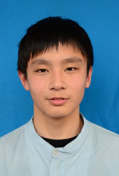 中学男生适合的短发造型 新款短发让你变帅起来