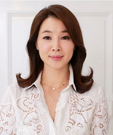 韩国中老年短发发型 老年妇女最短发型