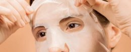 睡眠面膜前要用水和乳液吗？ 用睡眠面膜要不要擦水和乳液