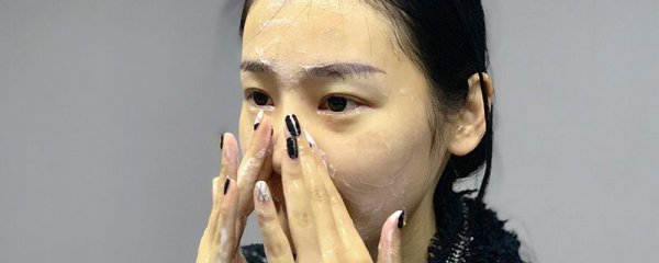 做面部瑜伽可以改善法令纹吗