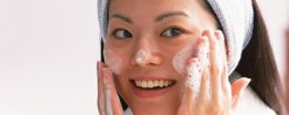 苯甲醇在护肤品中的作用 苯氧乙醇在护肤品中的作用