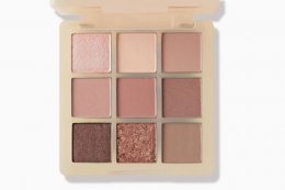 3ce眼影盘好用吗 3ce眼影盘为什么那么贵