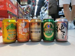 菠萝啤是啤酒吗 菠萝啤是啤酒还是饮料
