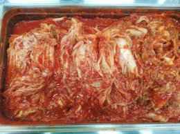 辣白菜很酸是坏了吗 辣白菜酸了是不是坏了