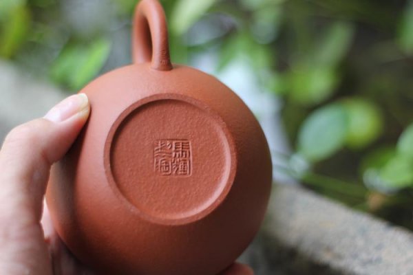 朱泥和紫砂的区别