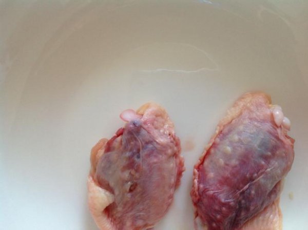 肉颜色变暗了是坏了吗