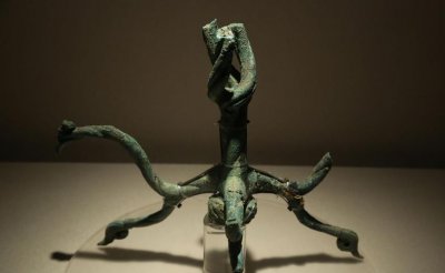 青铜神树出土于 青铜神树出土于哪里