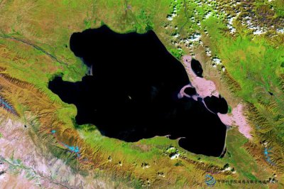我国最深的湖泊是 我国最大的湖泊是?