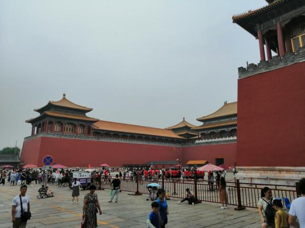 世界现存最大的古代皇宫建筑群是哪一个