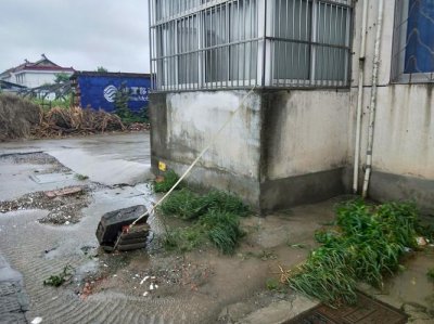 台风会不会将玻璃吹裂 台风会把窗户玻璃吹裂吗