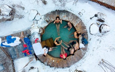 温泉什么季节泡合适 温泉适合在什么时候泡