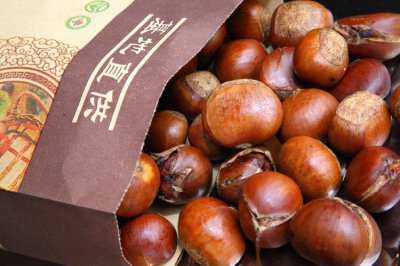 炒栗子放沙子的原因 糖炒栗子为什么要放沙子