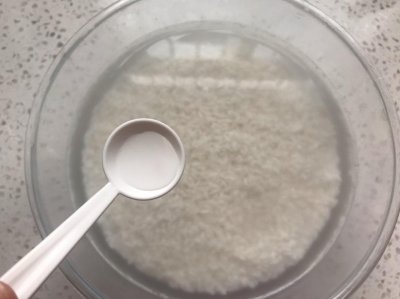 醋洗头用白醋还是陈醋 用醋洗头是用白醋还是陈醋