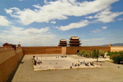 嘉峪关是天下第一关吗 与嘉峪关遥相呼应的天下第一关是什么