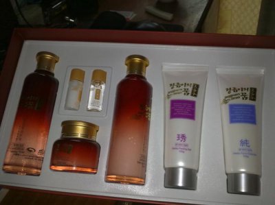 过期化妆品是什么垃圾 过期化妆品属于什么垃圾