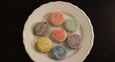 中秋节吃月饼的原因 中秋节为什么要吃月饼