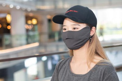 口罩两边不贴脸怎么调整 口罩两边不贴脸是什么原因