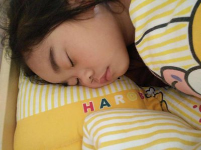 午睡睡不着闭目养神管用吗 中午睡不着闭目养神可以吗