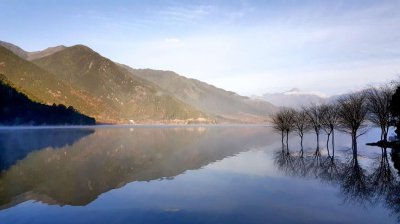 湖南湖北的湖指的是哪个什么湖 湖南和湖北里的湖指的是哪个湖泊