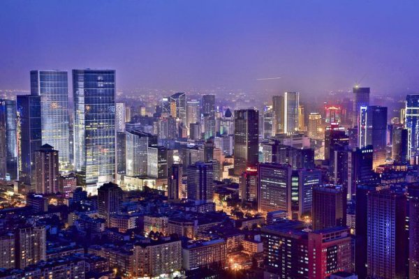 我国哪座城市素有日光城之称？