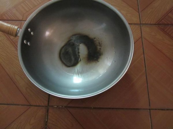 不粘锅可以煮汤吗