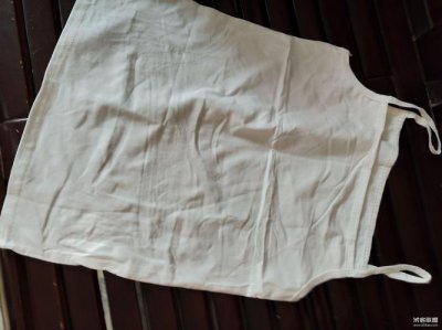 白背心发黄怎么洗 白背心发黄了怎么清洗就变白了