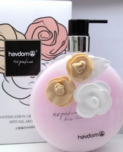 哪个大牌的乳液滋润不油腻 滋润而不油腻的香氛润体乳品牌