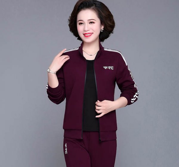 40岁微胖女人穿什么衣服好看