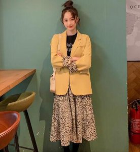 春天穿什么衣服好看女 春天女生穿什么衣服合适？