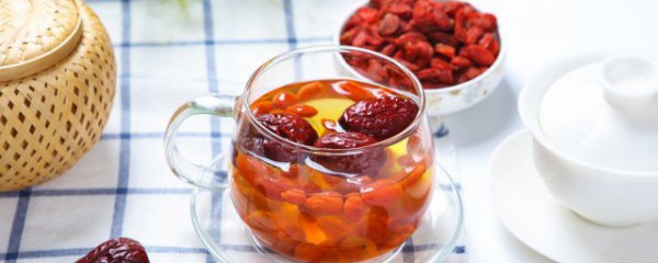 每天喝红枣桂圆枸杞茶有什么好处?每天喝红枣桂圆枸杞茶有什么效果?