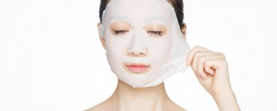 面膜里的精华液可以留着用吗？ 面膜袋子里剩余的精华液可以留着用吗