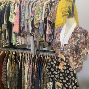 古着vintage是哪来的货 某（宝）古着vintage中古店
