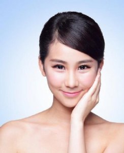 韩国明星美白方法 演绎剥壳蛋肌盛宴