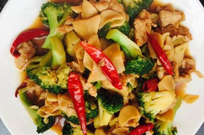 西兰花咋做好吃又有营养 西兰花怎么做好吃有营养的窍门